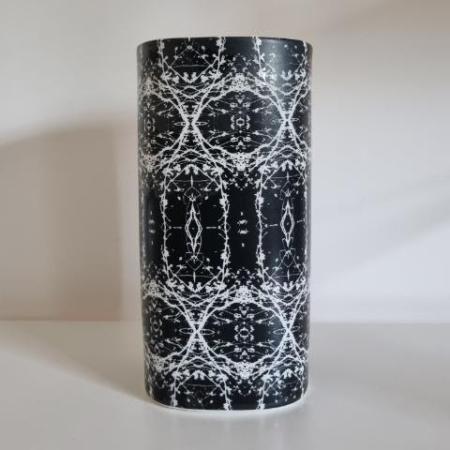 Fekete Fehér Mintás Porcelán Váza