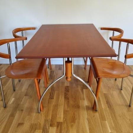 Posztmodern Étkező Garnitúra 4 Székkel