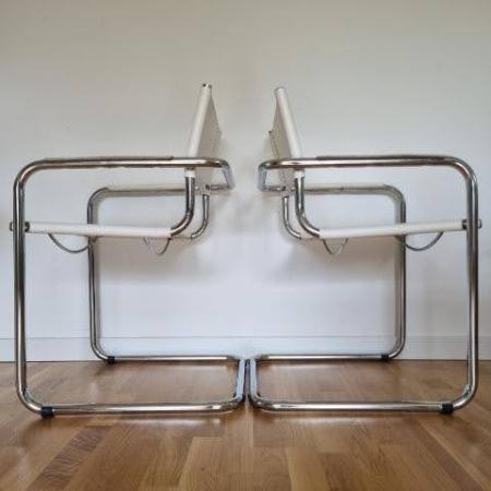 MG5 bauhaus stílusúfehér csővázas szék garnitúra