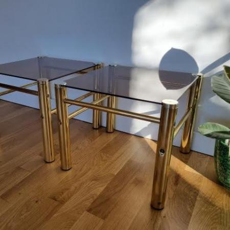 Asztalka pár arany ezüst, picik apartman